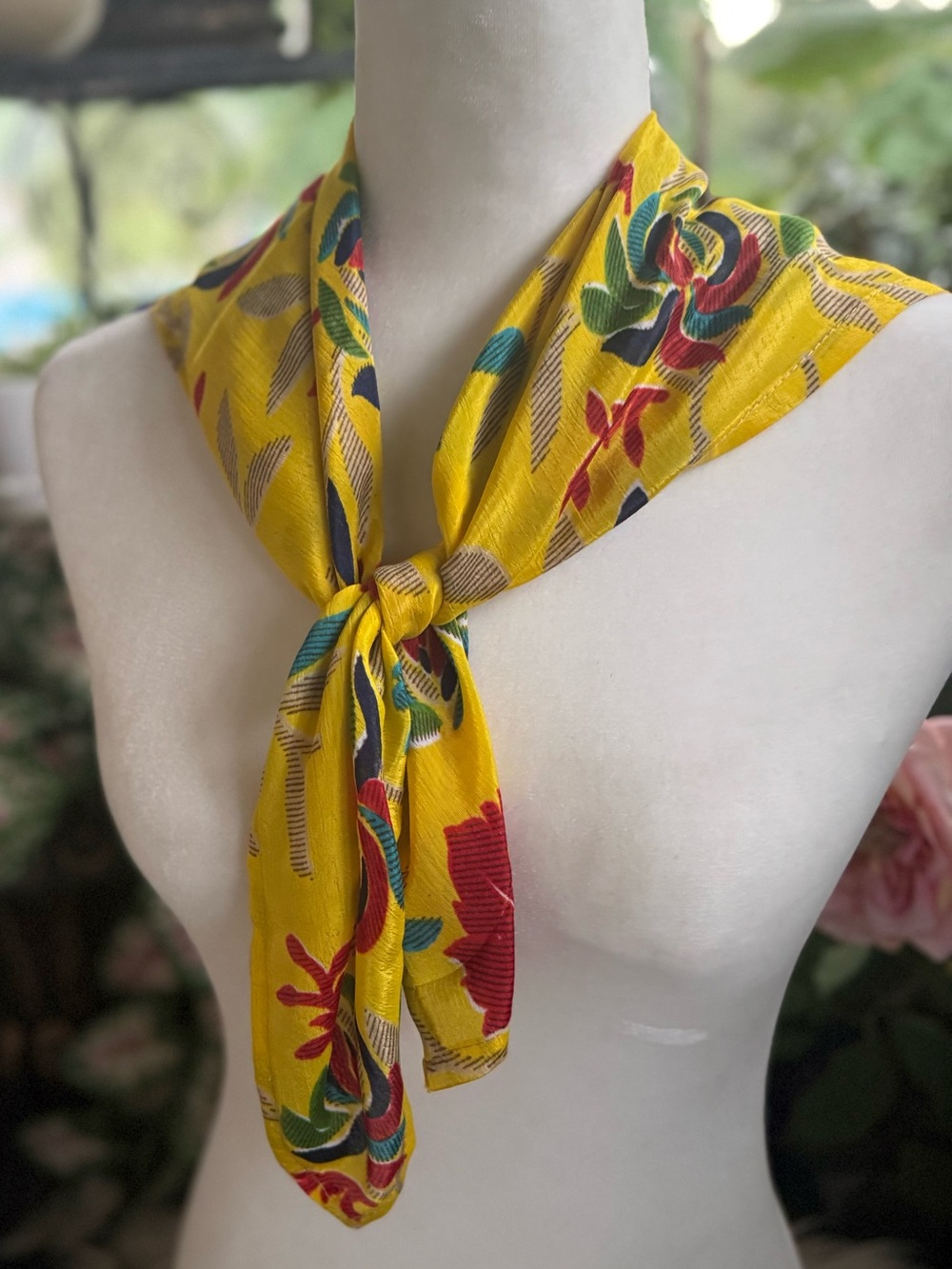 Vintage silk Yellow Floral Neck Scarf